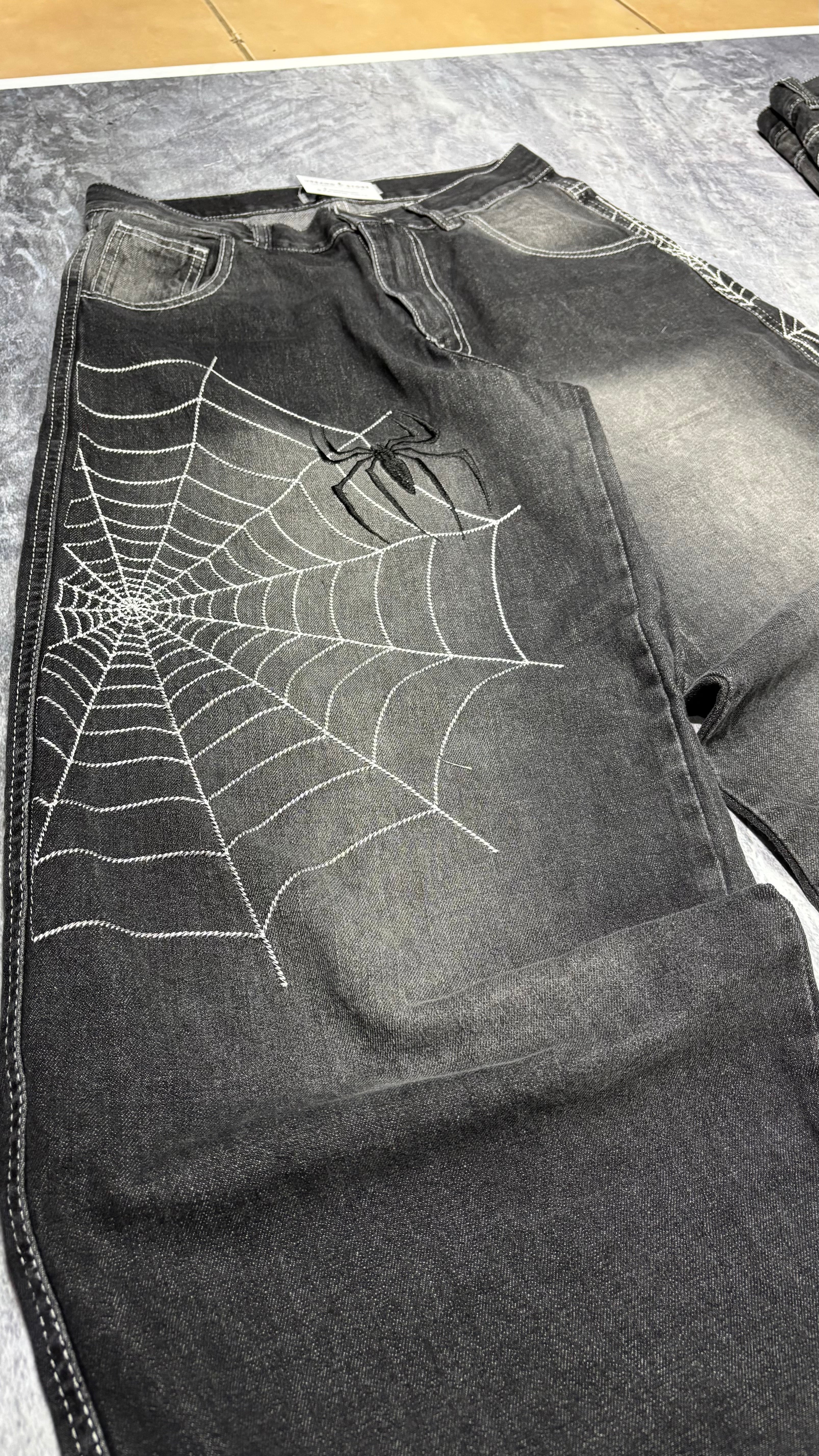 Jean Baggy Araña